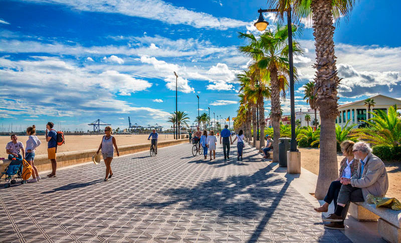 paseo playa malvarrosa cabanyal valencia